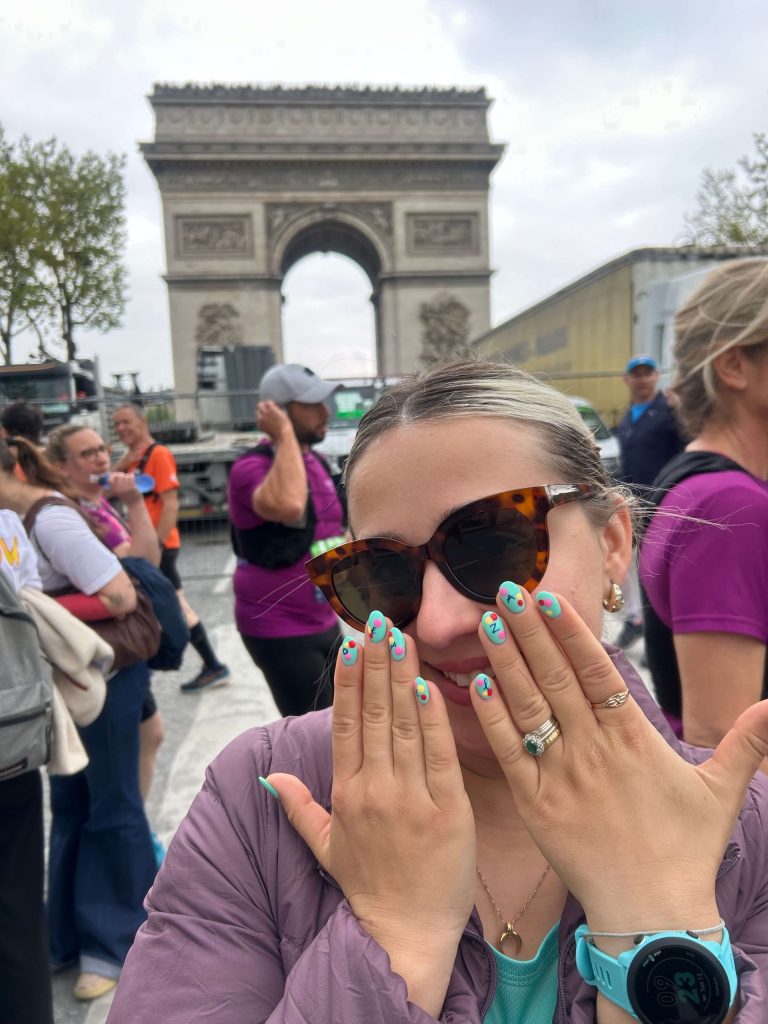 Justyna from Comparison Tech showing off her Demelza-inspired nails.